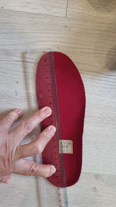 Трекінгові кроси karrimor