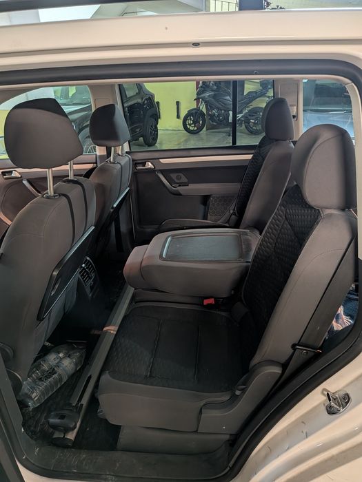 VW Touran, 7 lugares, excelente estado