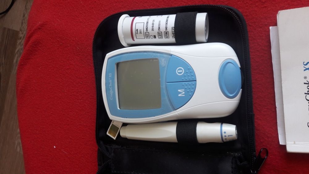 Продам прибор CoaguChek XS