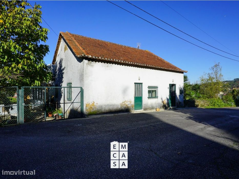 Moradia T4 Venda em Oliveira de Azeméis, Santiago de Riba-Ul, Ul, Maci