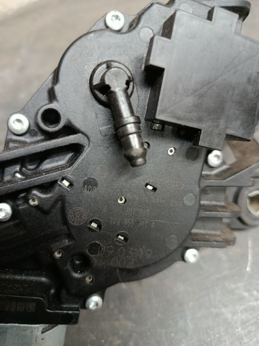 Моторчик заднього склоочисника wv