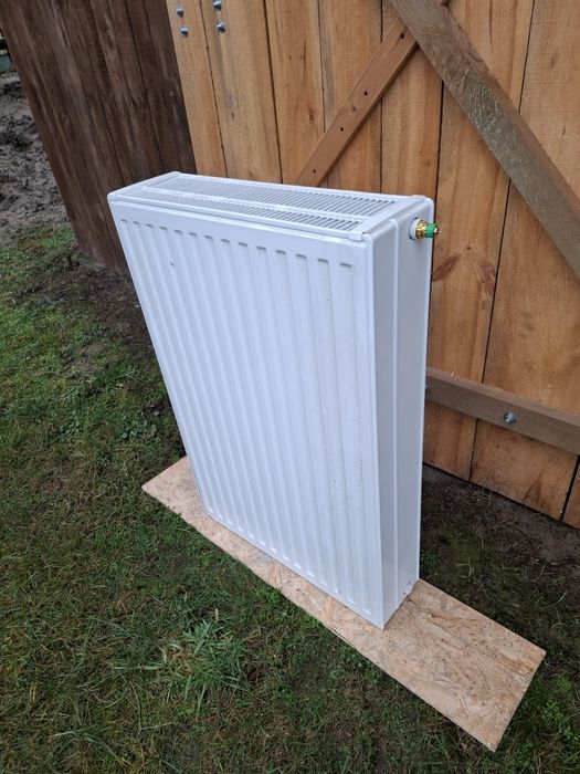 Grzejnik płytowy 2 rozmiary- nowe z demontażu