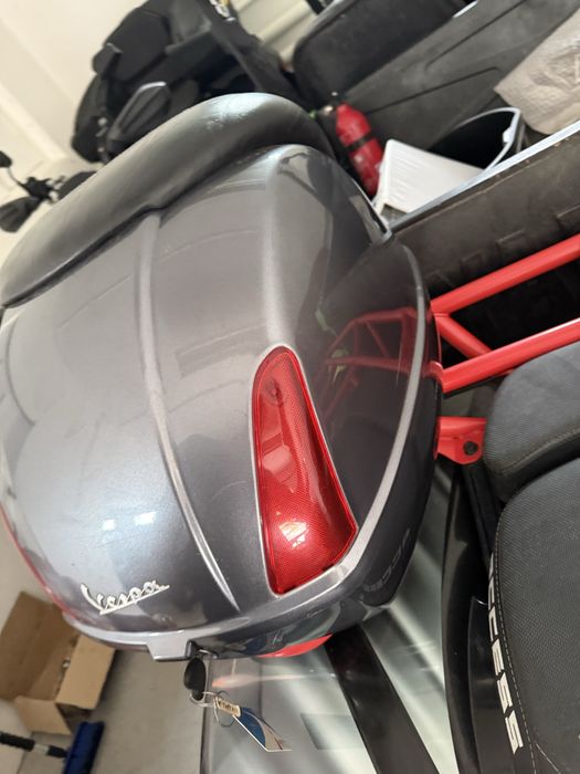 Kufer Vespa GTS 125 200 250 300