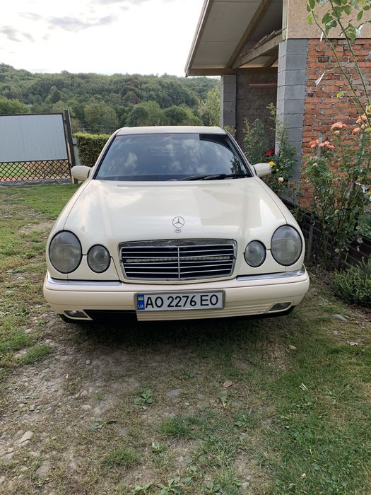 Mercedes 210 2.2cdi