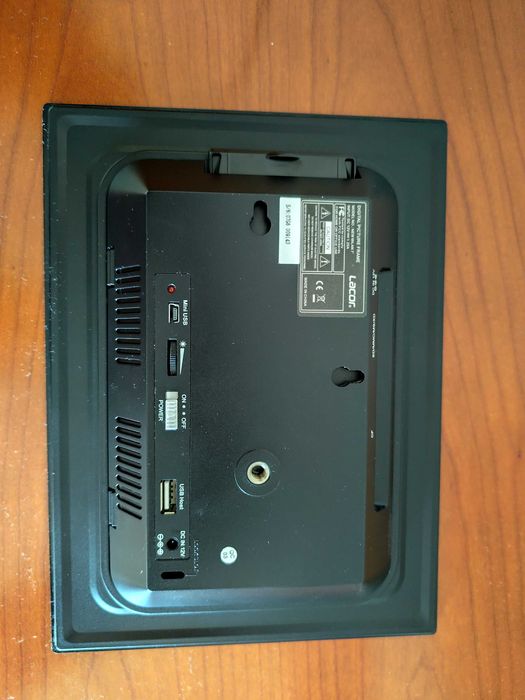 Moldura digital - Lacor New Milan 3.0 (7'')