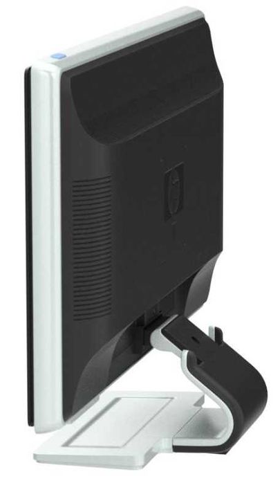 Monitor  HP w2216v LCD widescreen 21,6“ (54.8 cm)