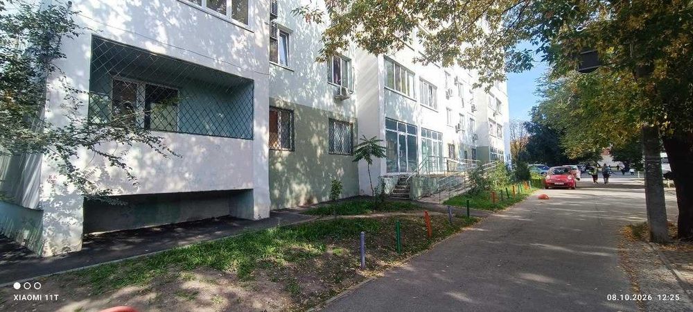 Продаж комерційної нерухомості на Нових Будинках