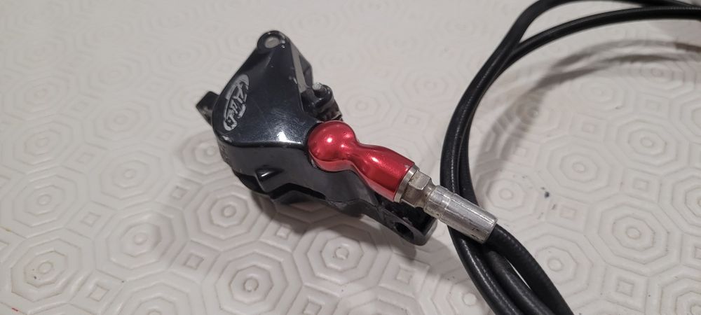 Avid Elixir CR - Travões hidráulicos