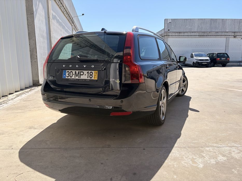 Volvo V50 1.5D R-Desing | Sempre assistida na Volvo | Carro de empresa