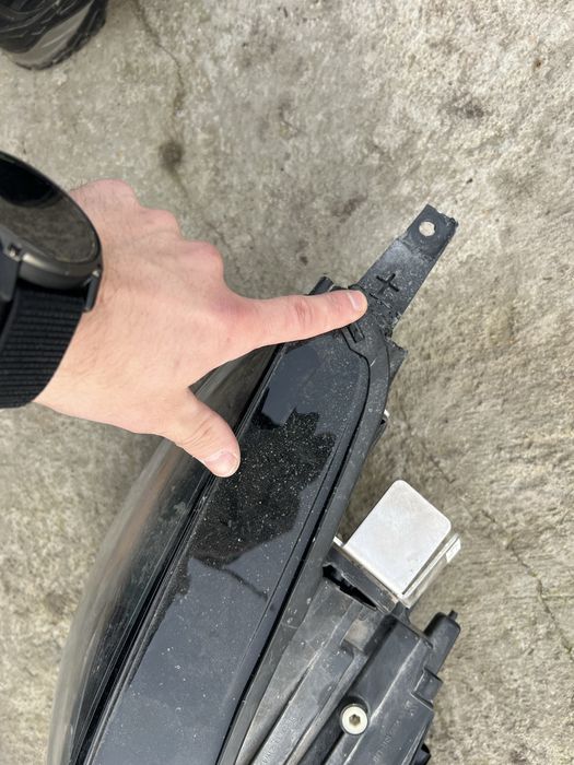 Фара передня права в зборі Ford Escape MK4 23-25 LED