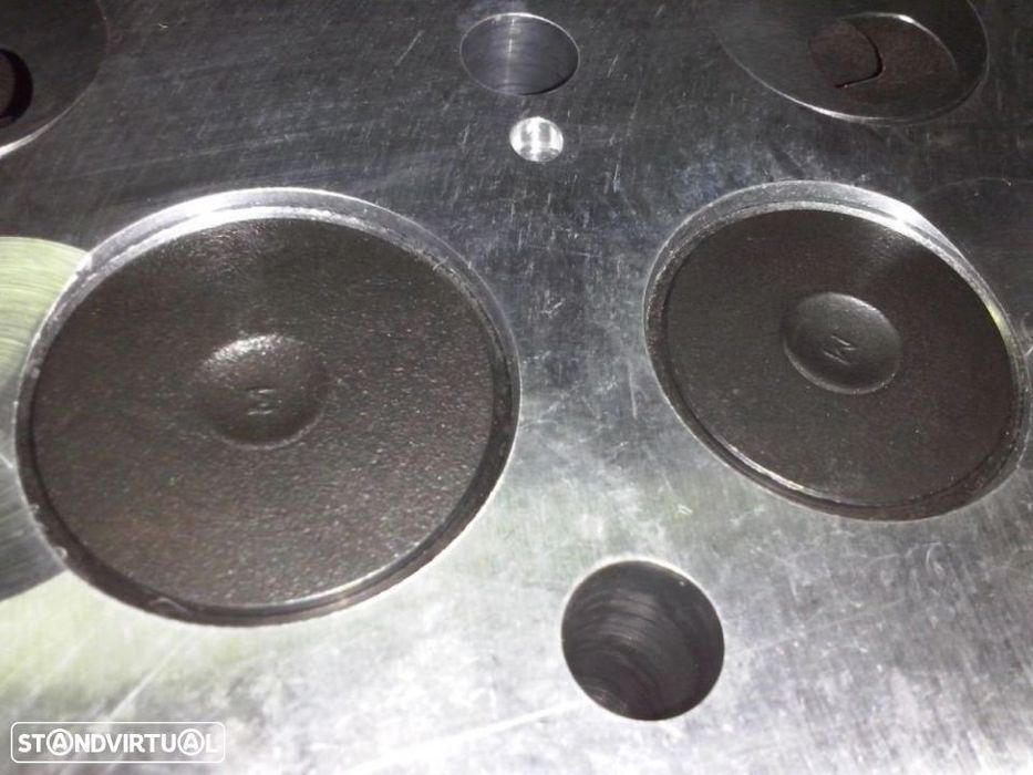 cabeça de motor completa Mitsubishi e Hyundai 2.5TD (Nova)
