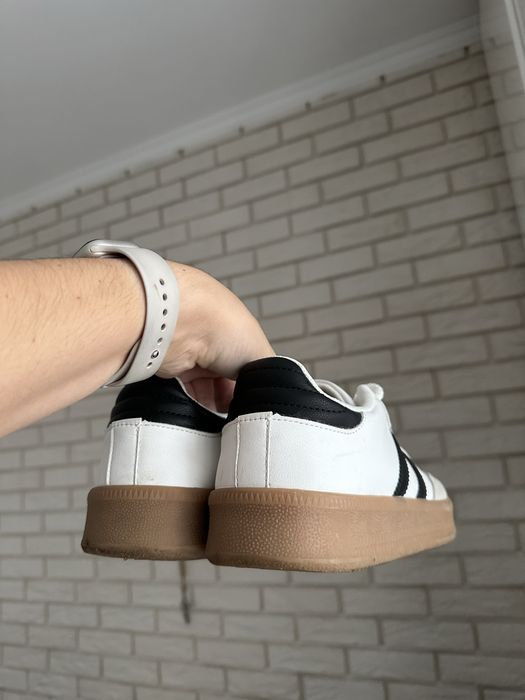 Жіночі кросівки кеди в стилі adidas