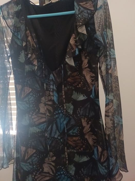 Vestido praticamente novo,  pouco uso