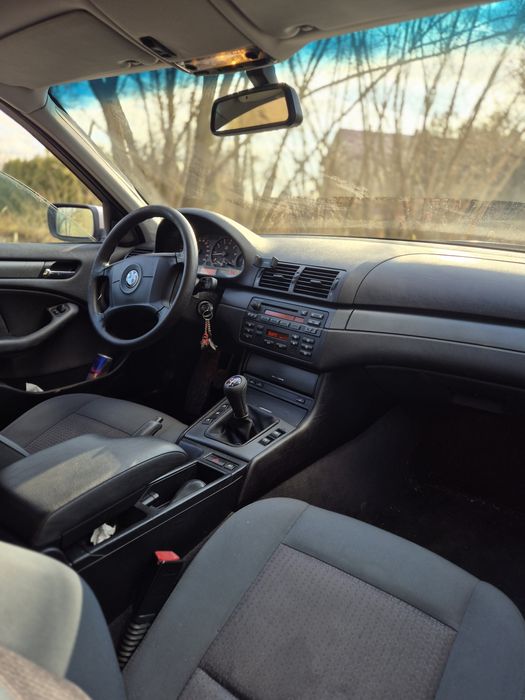 BMW E46 Polift 318i Sedan, katalizator, opłaty, elektryka, po stłuczce
