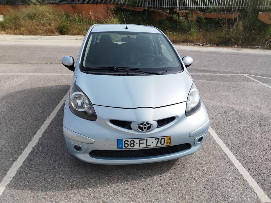 Toyota Aygo 1.0 VVT-i - 5 Portas - AC