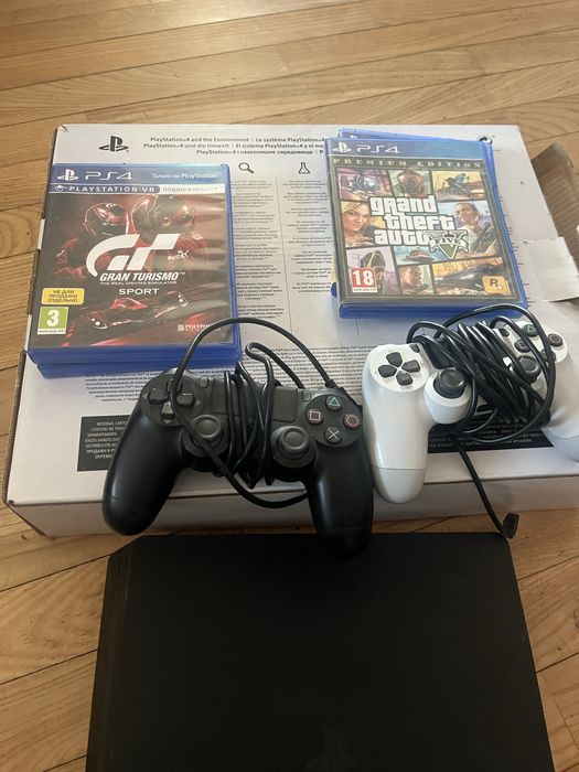 Sony PlayStation 4 Slim.В ідеальному стані