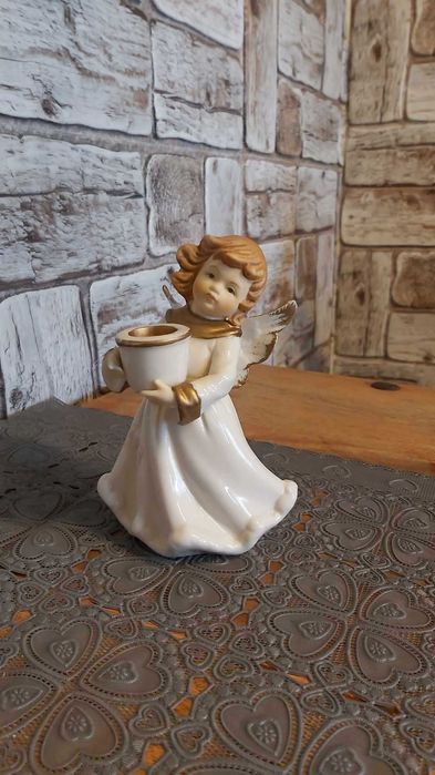 Piękny porcelanowy anioł aniołek na świeczkę. Stan bardzo dobry
