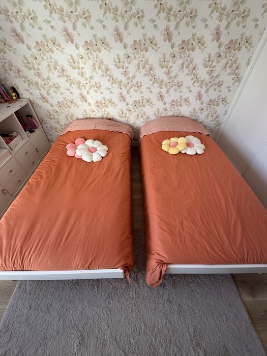 Vendo 2 camas de crianca 90x200