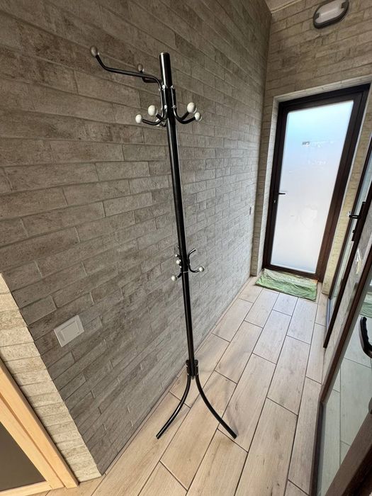 Напольная вешалка