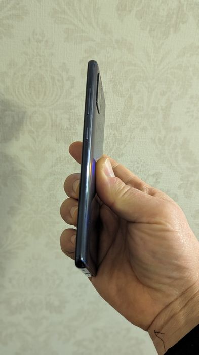 Samsung a51 4/128 гарний  стан