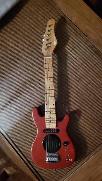 Guitarra para criança