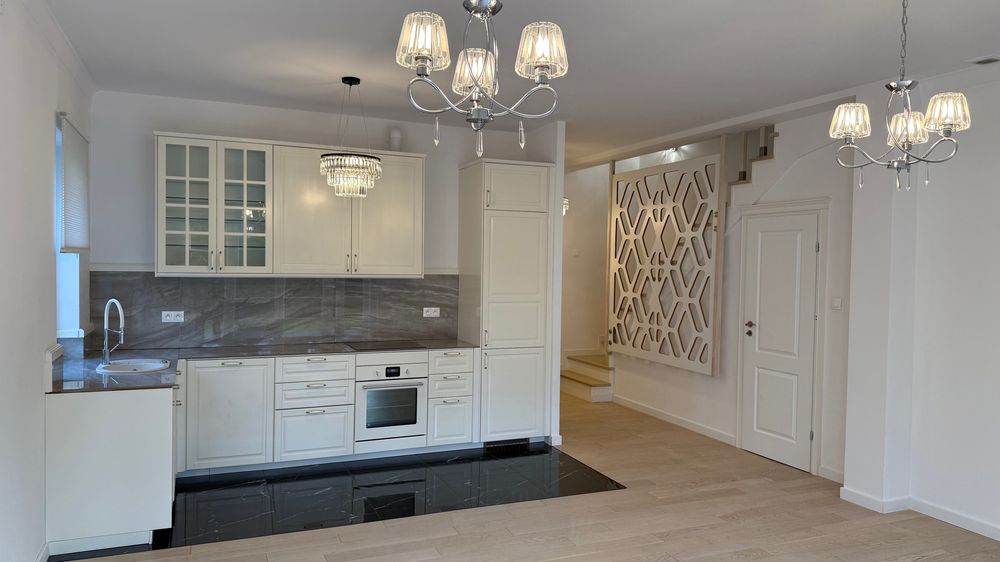 Bezpośrednio wynajmę dom z ogrodem i furtką do lasu Kabackiego