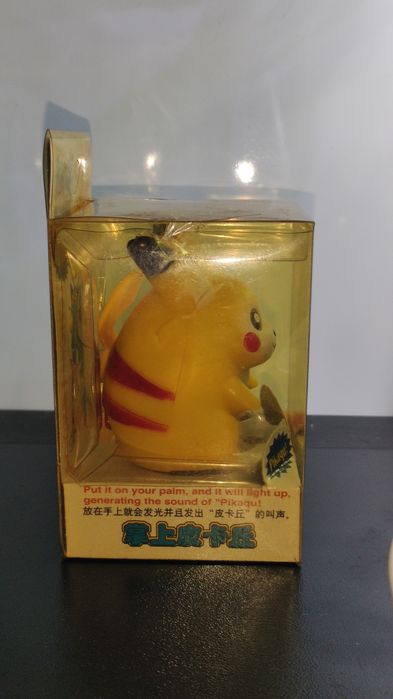 Pocket monster Pokémon da Nintendo de 1998 ( Pikachu )