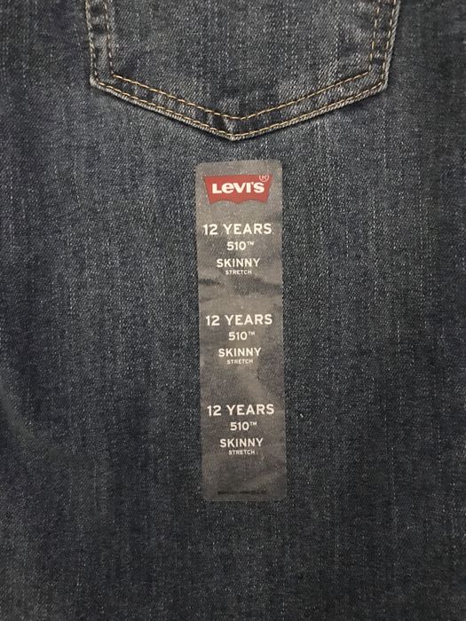 Джинси Levis