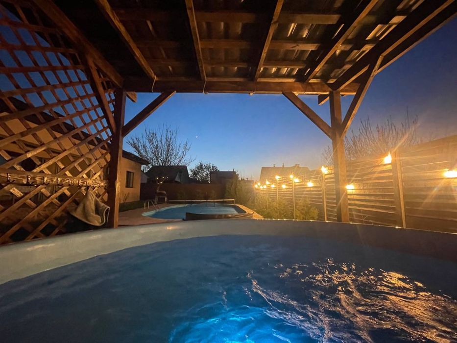 Будинок | Чан | Басейн Все разом. Подобова оренда Бориспіль