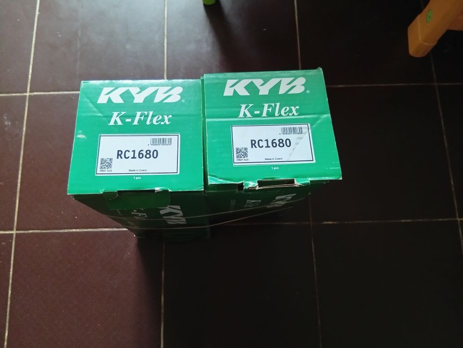 Передні пружини Гольф 4 Бора Шкода 1.4 1.6