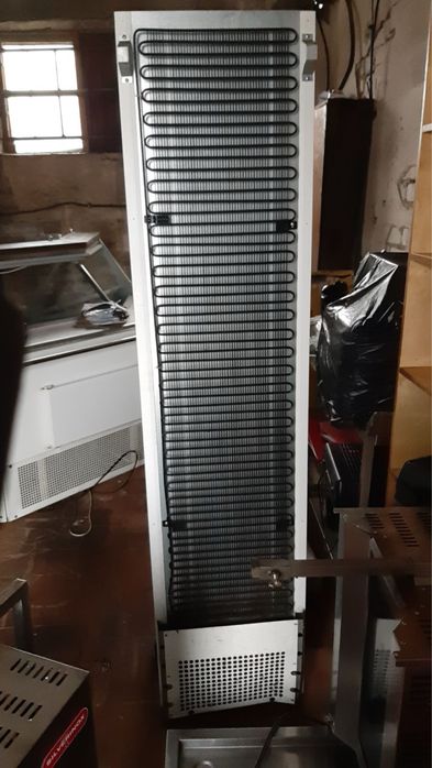 Вітрина холодильна