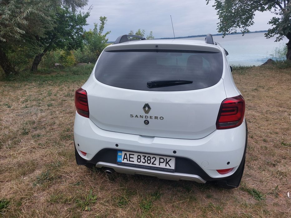 Авто Renault Sandero