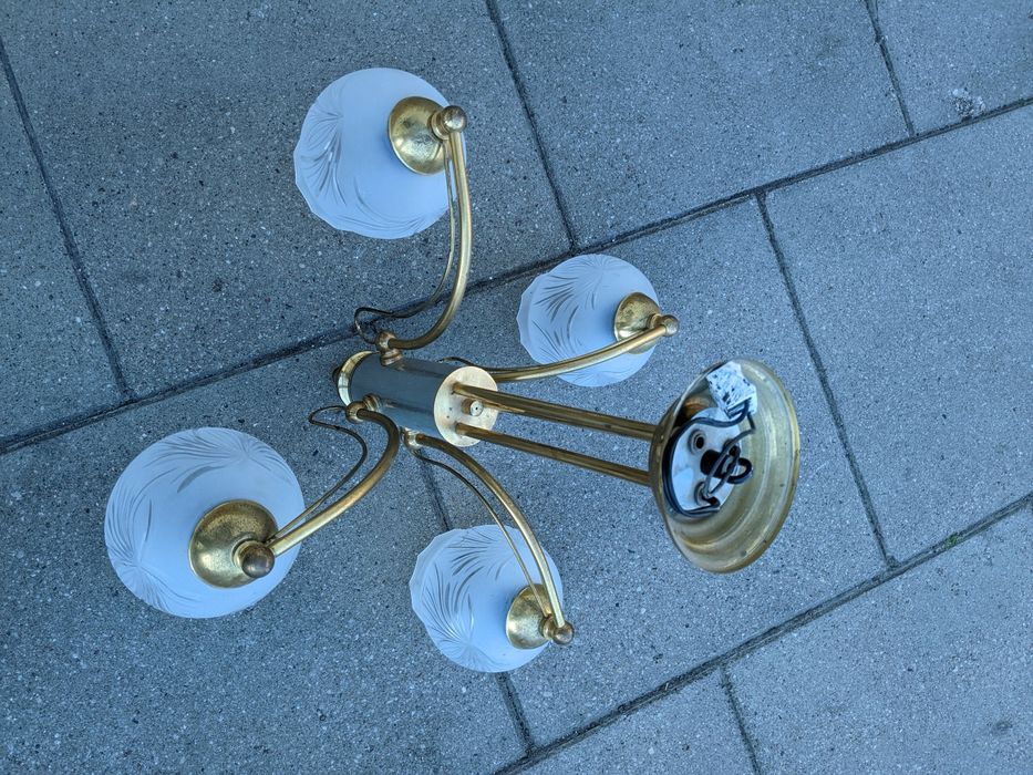 Żyrandol mosiężny