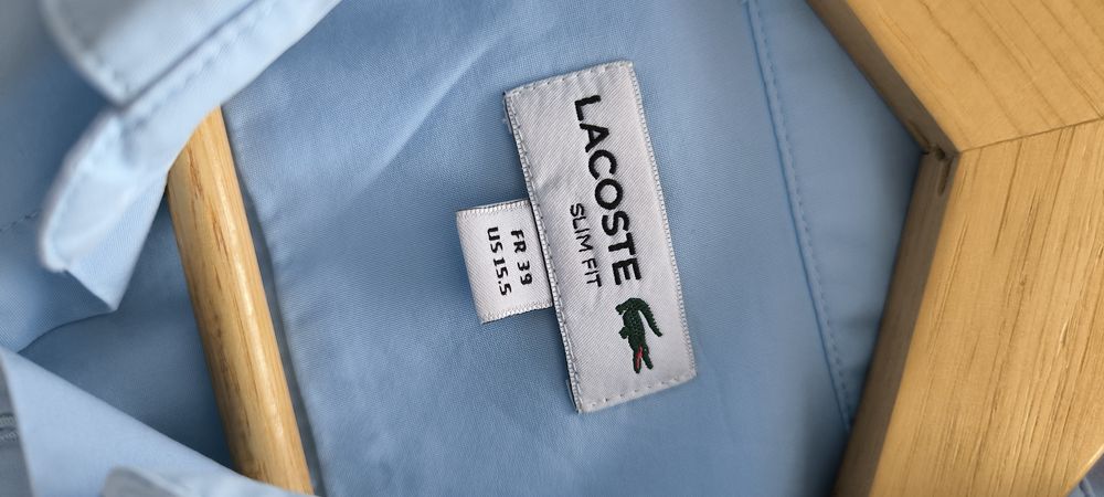 Lacoste camisa.                  .