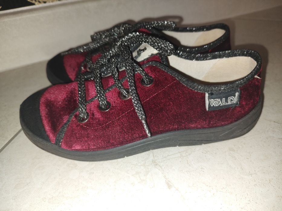 Waldi кеди,River island кросівки