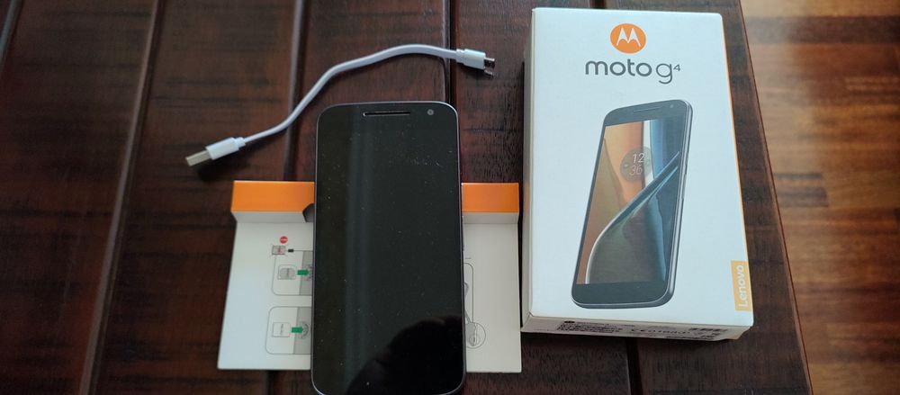 Мобильный телефон Motorola MOTO G4