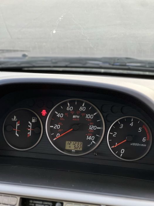 Продам Nissan X-trail 2.2 дизель,полный привод ,в очень хорошем состоянии