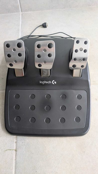 Pedais Logitech G29
