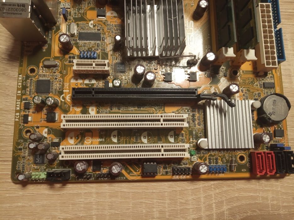 Płyta Asus P5KPL-VM + 4 GB Ram