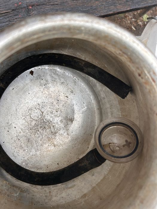 Доільний молочний бідон