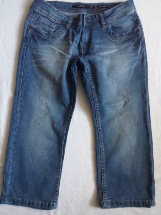 Spodnie jeans rybaczki Reserved