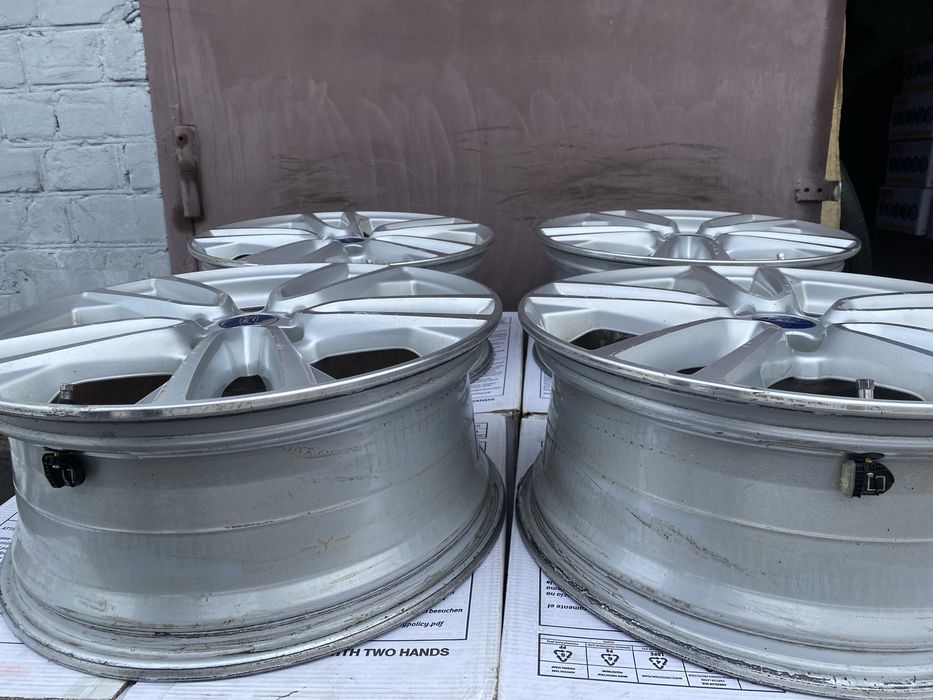 R18 5*108  Ford kuga titanium, escape , edge, mondeo