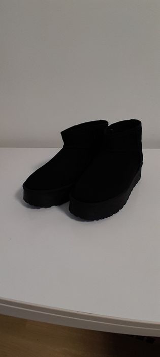 Уги sinsay чорні