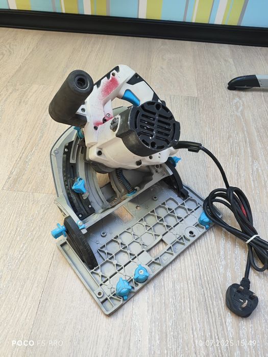 Професійна погружна дискова пила MacAllister MSPS1200 / 1200W