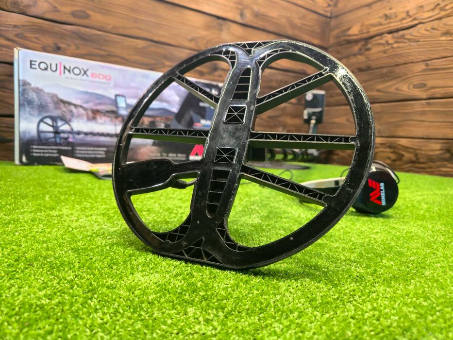 Металошукач Minelab Equinox 600