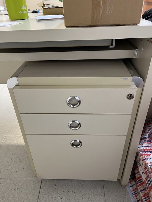 Mesa de escritórioo