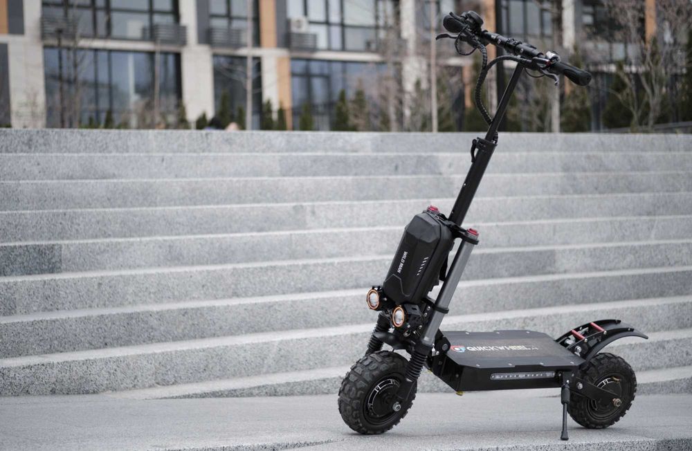 Электросамокат полноприводный Yoo Bee Explorer 5600W 28 Ah