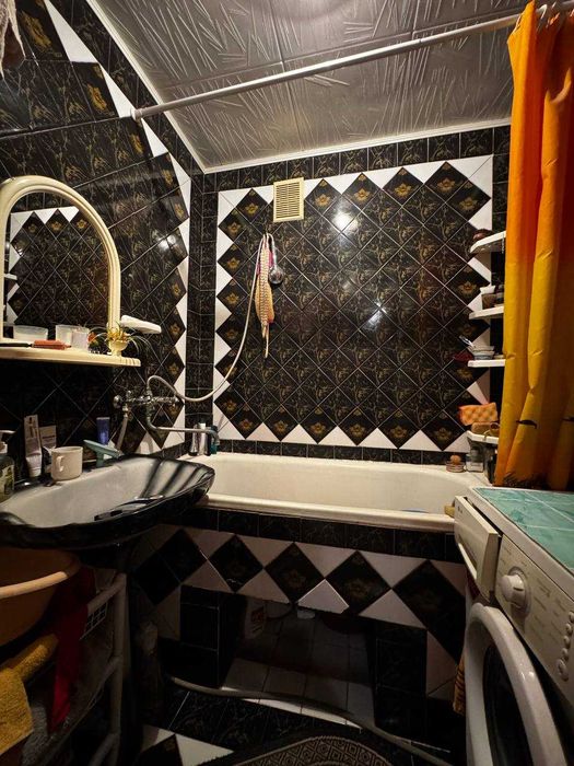 40856 Продам простору 3к квартиру з ремонтом на ПРИБУЗЬКІЙ GUL