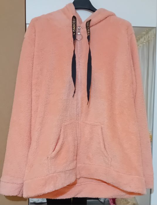 Bluza damska a'la baranek XL.