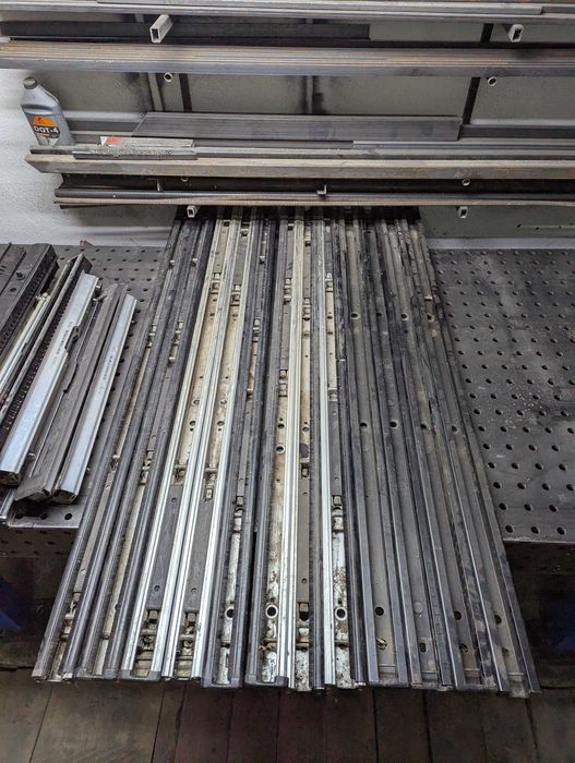 Салазки алюмінієві для кріплення автосидінь Renault espace 4